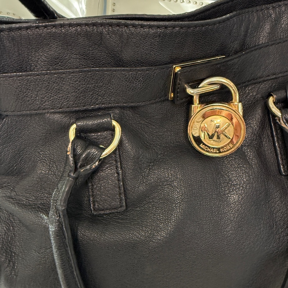 Michael Kors Hamilton Black Leather Satchel Tote Gold Lock Key Chain Strap - Picture 13 of 17